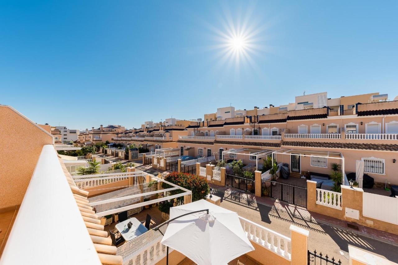 Bungalow La Zenia Cerca De La Playa Orihuela Zewnętrze zdjęcie